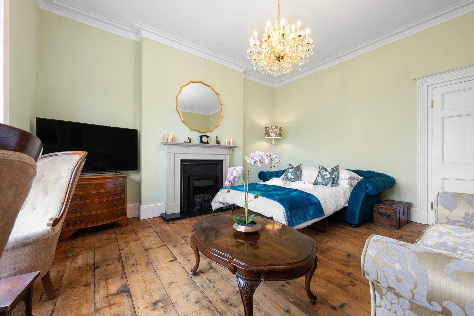 WhatsApp Image 2025-09-04 at 5.39.03 AM (2)