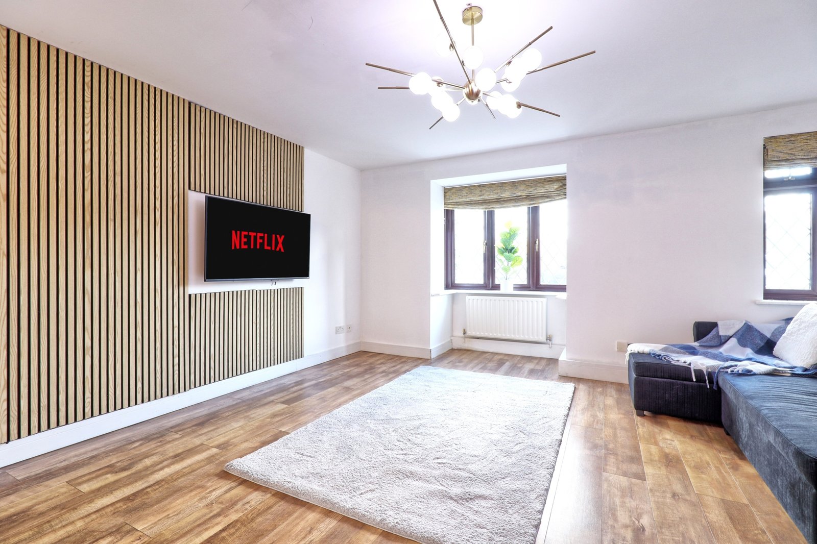 IMG_0202_3_4_easyHDR-interior13