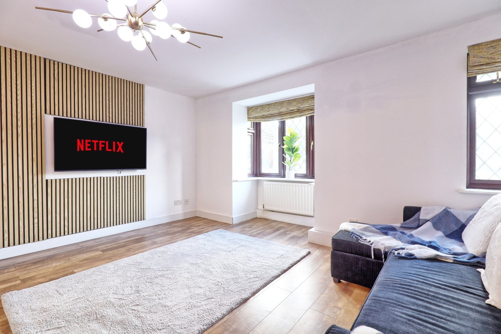 IMG_0211_2_3_easyHDR-interior13