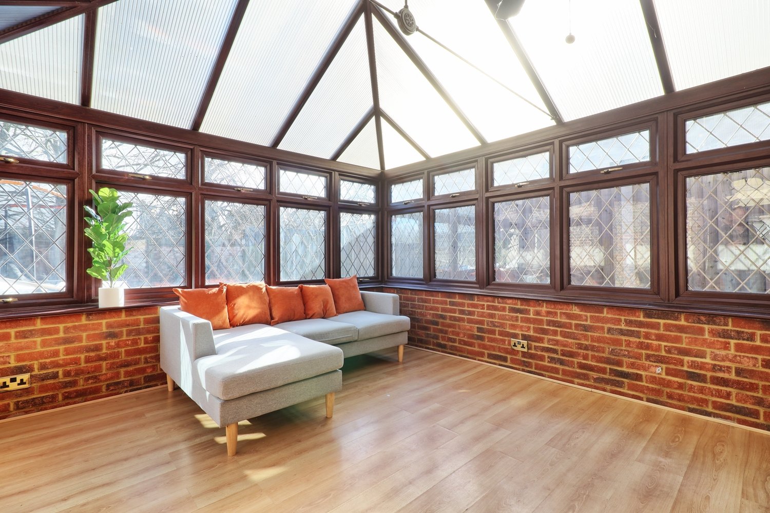 IMG_0262_3_4_easyHDR-interior3