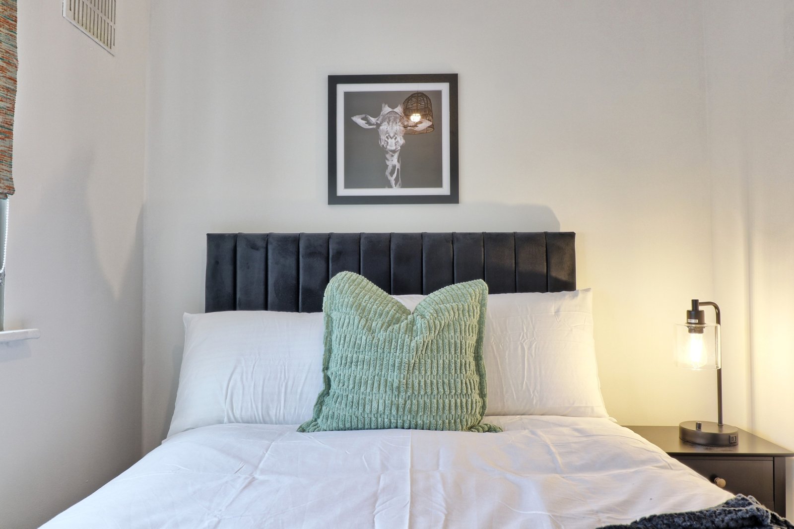 IMG_0274_5_6_easyHDR-interior3