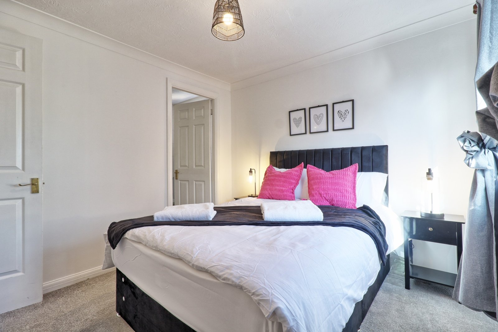 IMG_0286_7_8_easyHDR-interior3