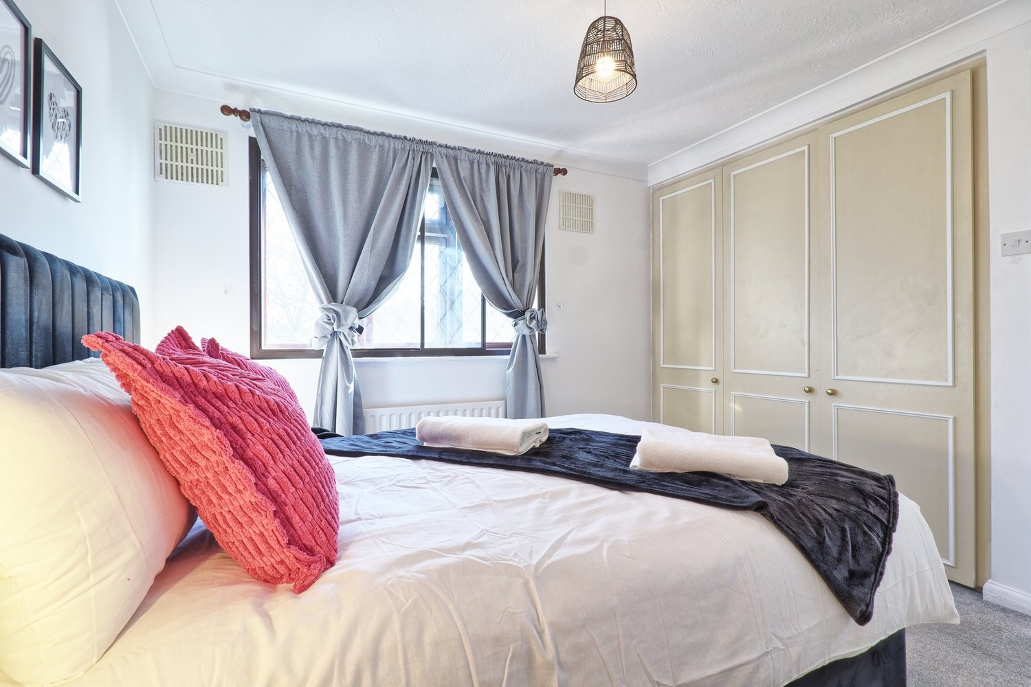 IMG_0292_3_4_easyHDR-interior3