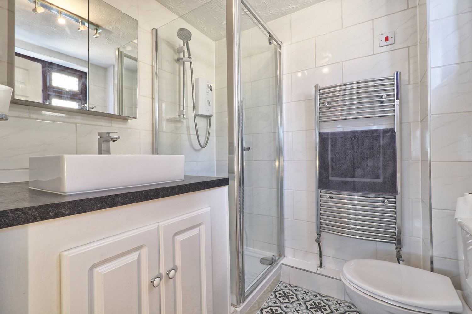 IMG_0295_6_7_easyHDR-interior3