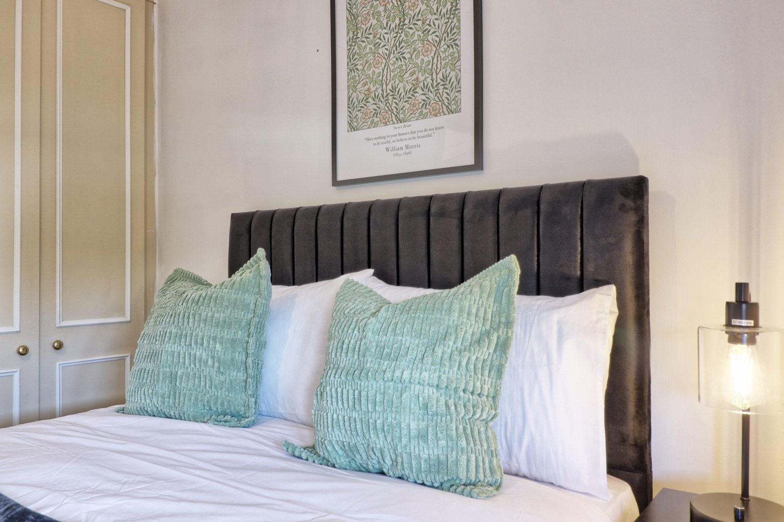 IMG_0322_3_4_easyHDR-interior3