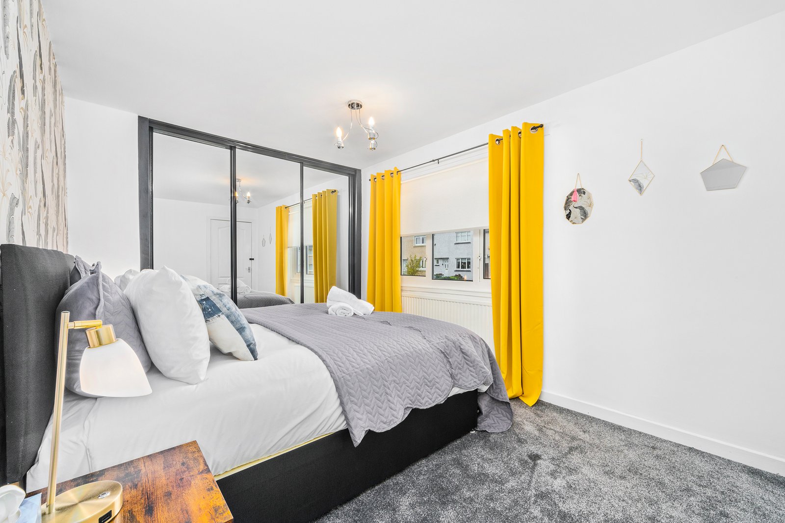 RothesayHouseCoatbridgeKlassLivingShortStay22 (1)