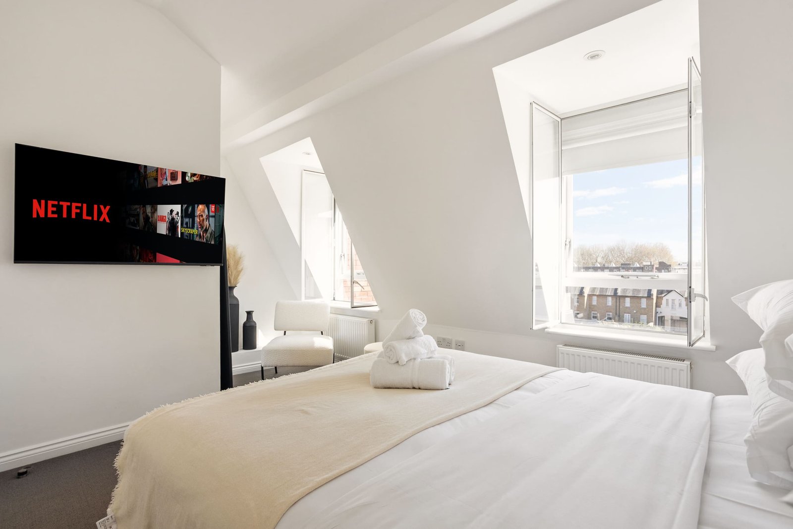 105 King_s Road SW3-12