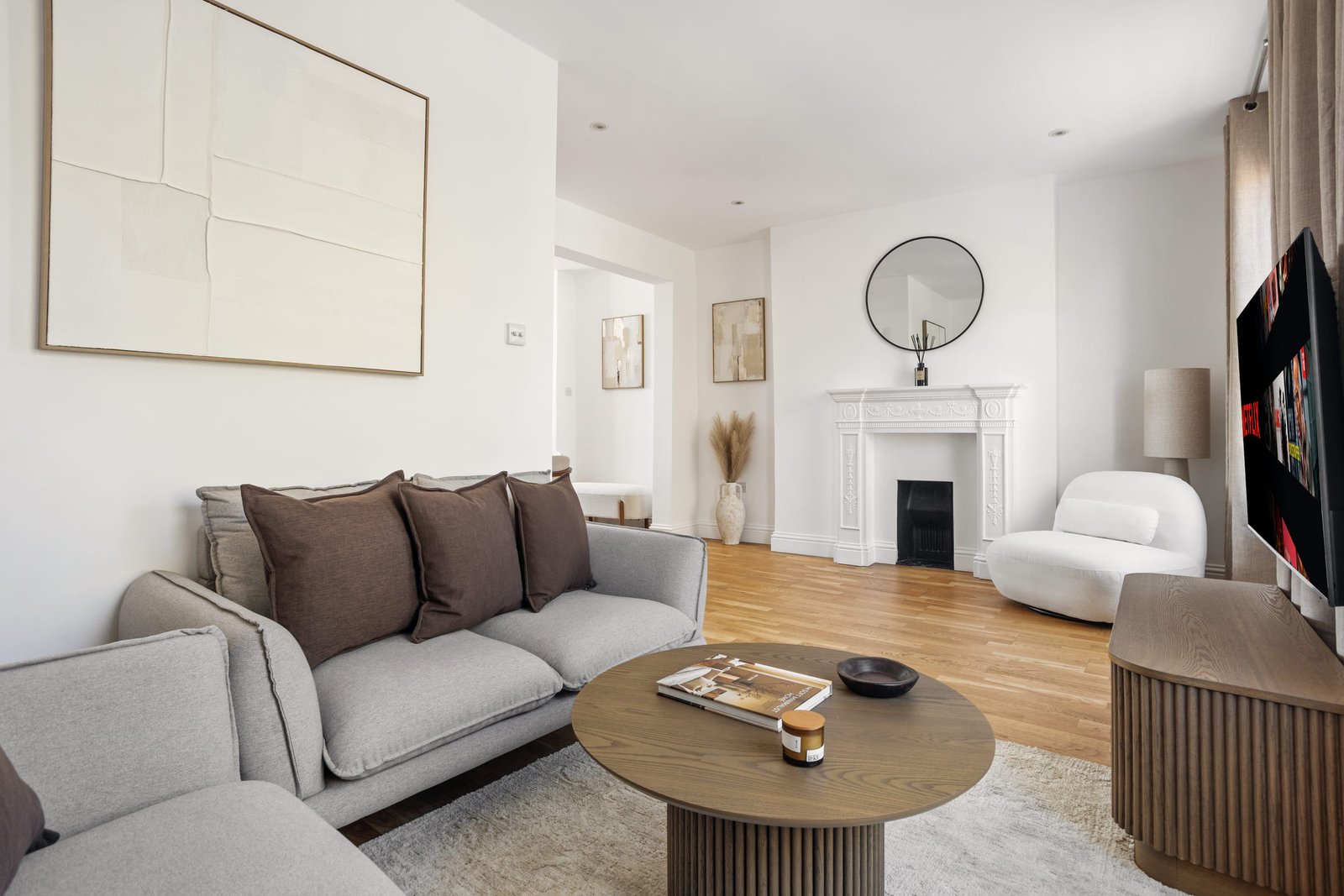 105 King_s Road SW3-4