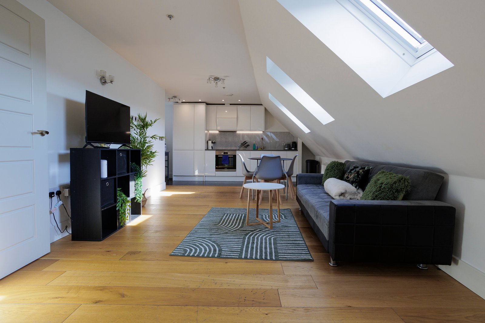 56 Fife Road-2