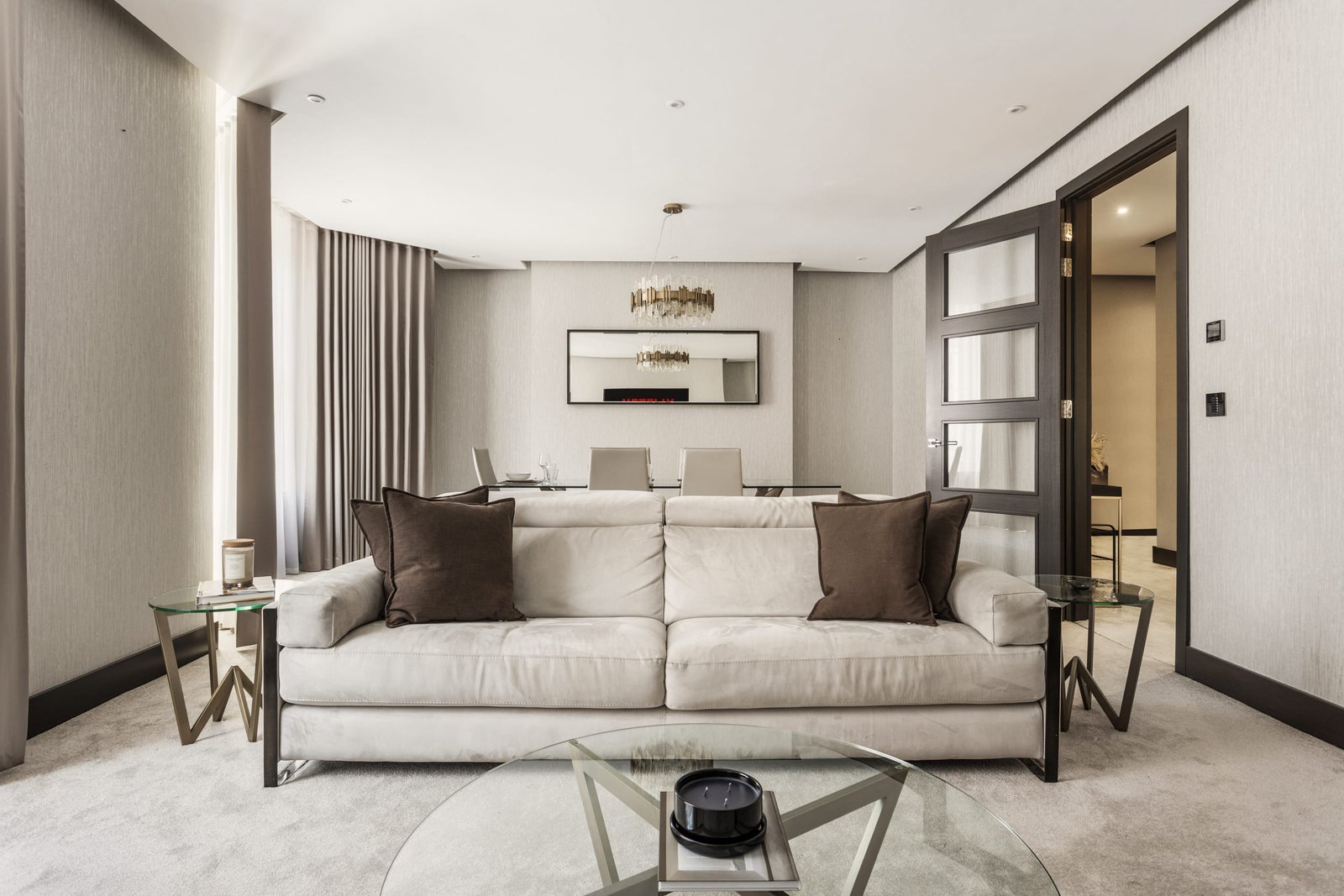 Bryanston Mansions W1H-5