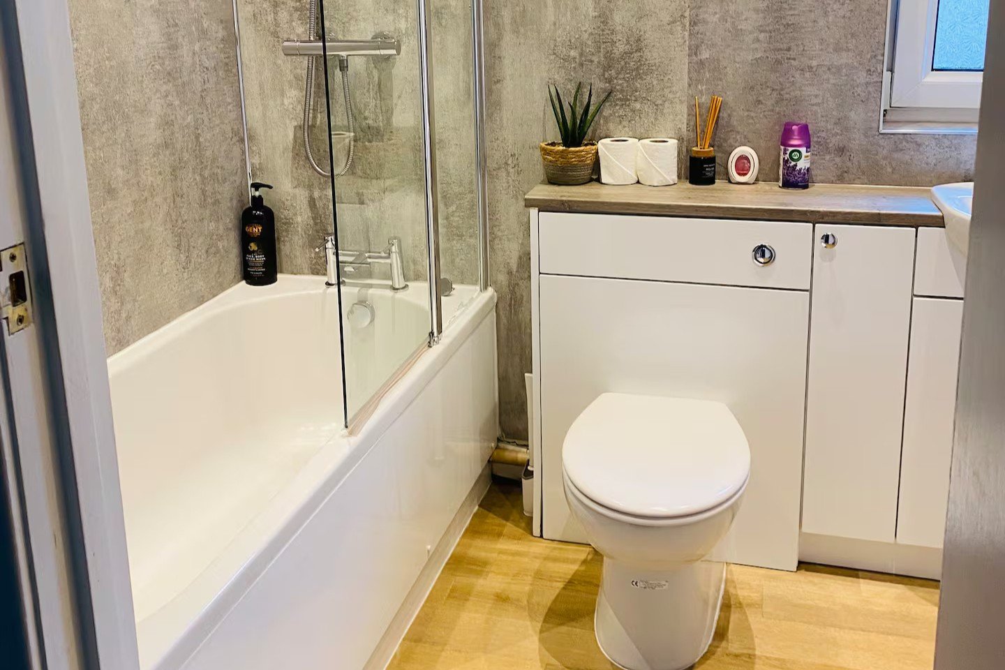5 bathroom