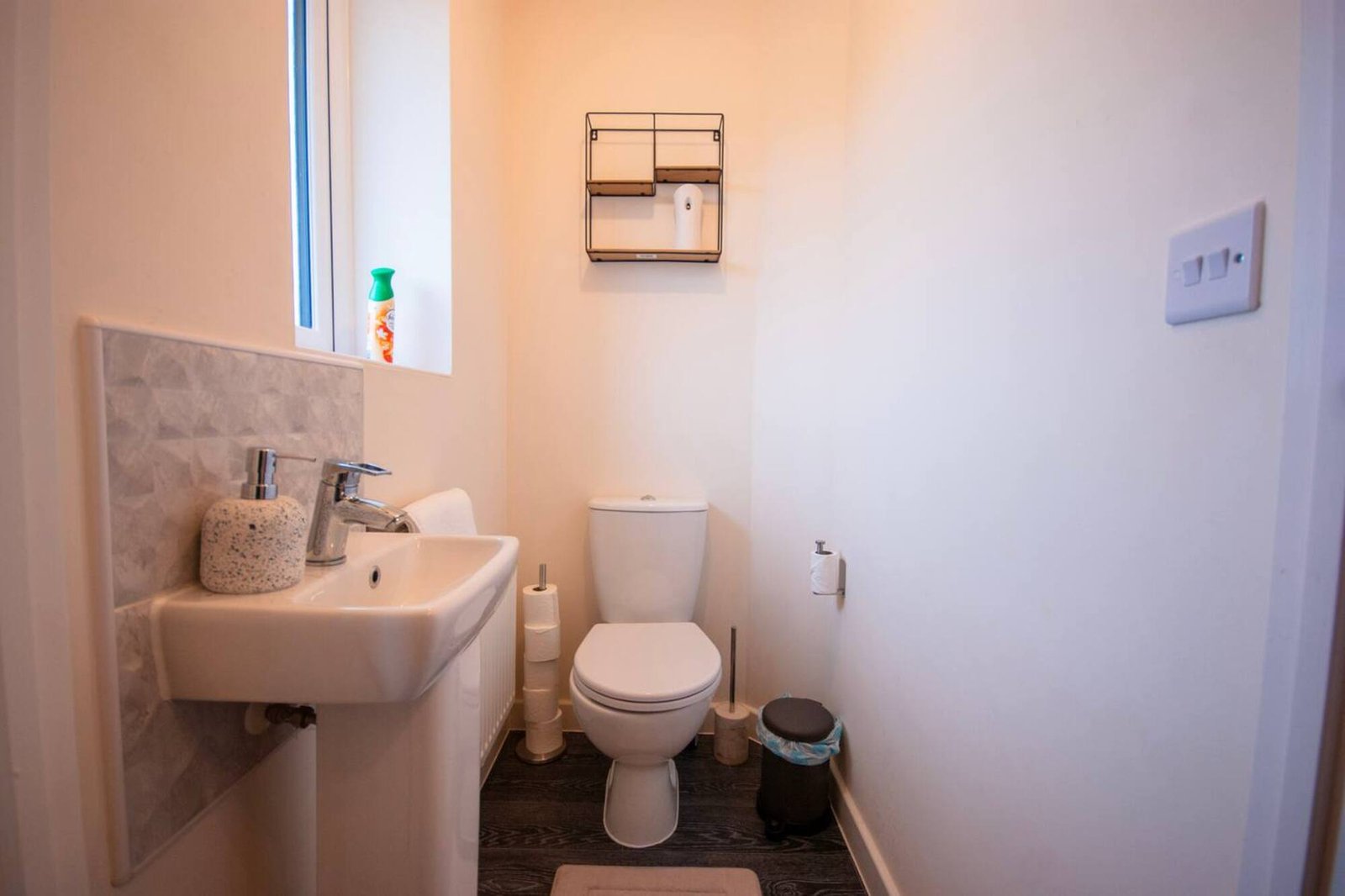 half bathroom 2